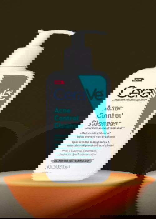 Pack of 2 CeraVe Acne Control Cleanser 237ml + Niacinamide Serum 30ml Deal | Perfect Deal CeraVe Acne Control Cleanser & Niacinamide Serum - Image 4