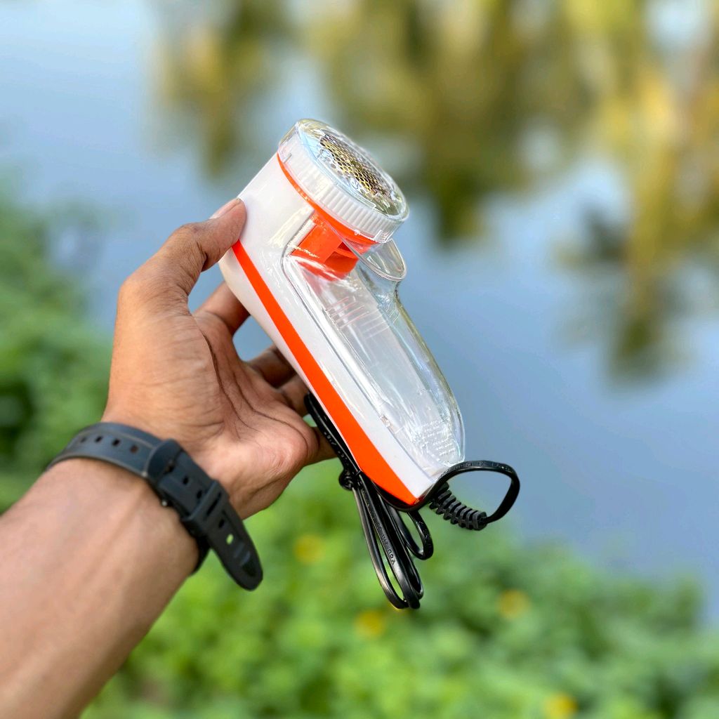 Nova Lint Remover - Electric - Wool and Fabrics | Rotary Sharp Blades Lint Remover Nova ( Random Color ) - Image 6