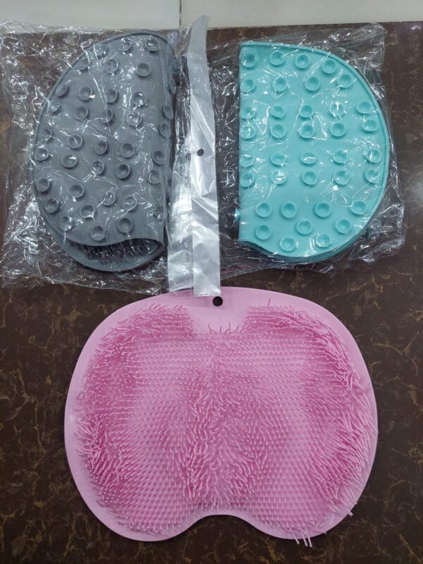 Shower Foot & Back Scrubber Mat, Wall Stick Suction Silicone Bathroom Scrubber (Random color) - Image 2