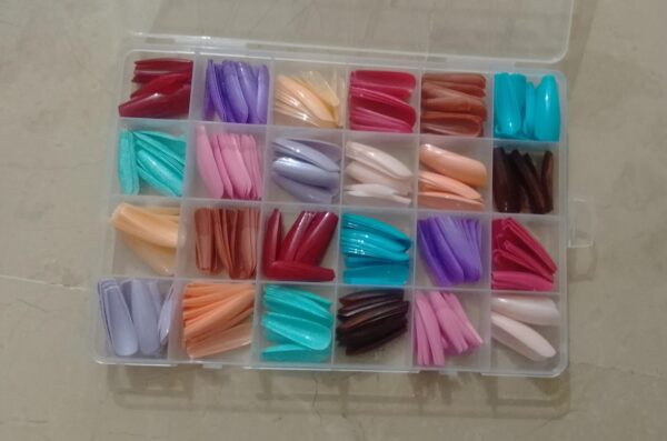 288 PCs colorful and Shiny nails box (Random Color) - Image 4