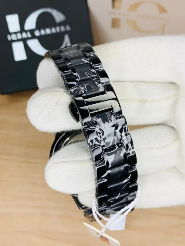 MA1 Black Car Sport Rim Hub Wheel Wristwatch for Mens (random dial color and random strap color) - Image 10